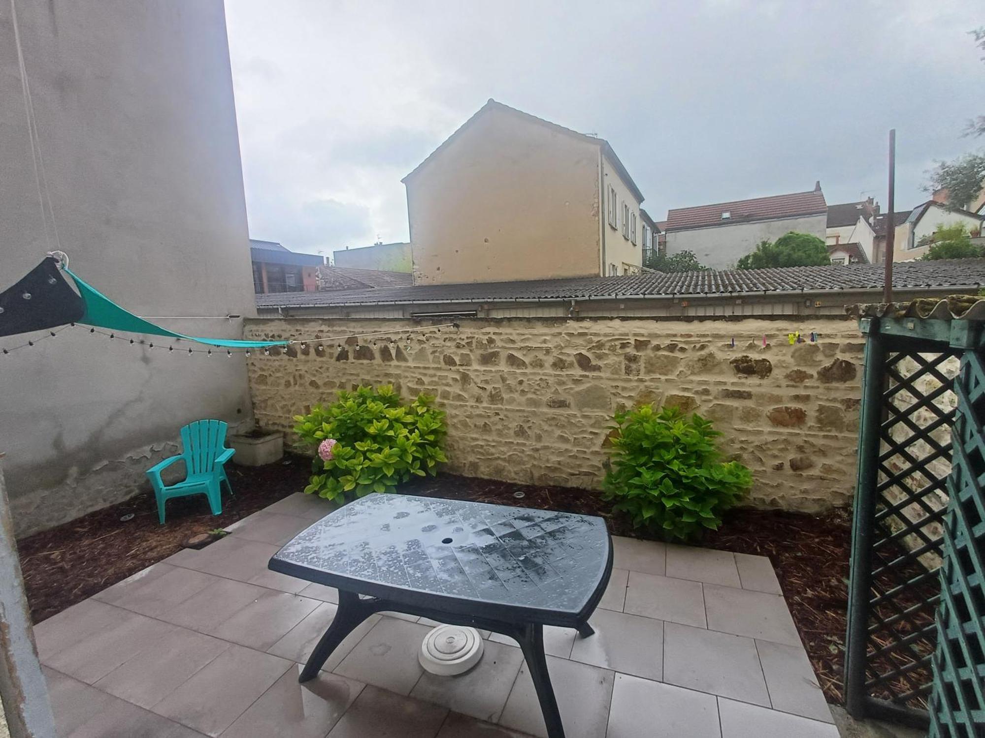 Appartamento Location meublée vichy avec cour privative Esterno foto